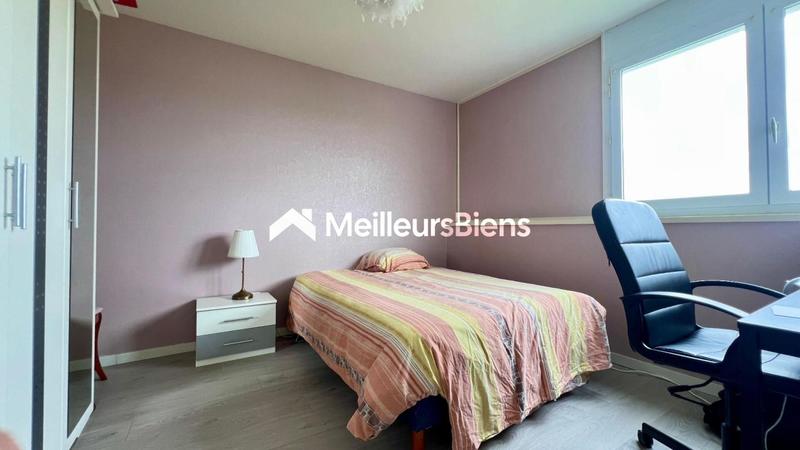Appartement - 80 m² - 4 pièces