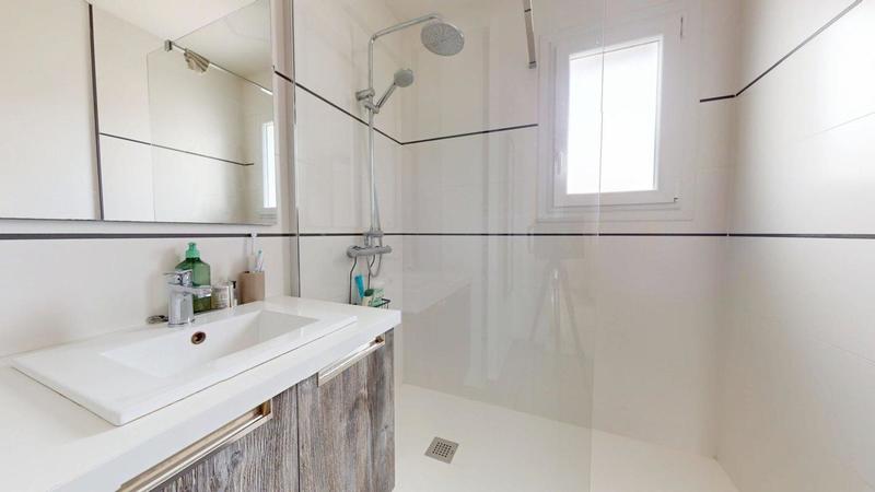 Pavillon - 75 m² - 3 pièces