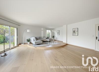 Maison - 183 m² - 7 pièces