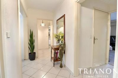 Appartement - 86 m² - 4 pièces