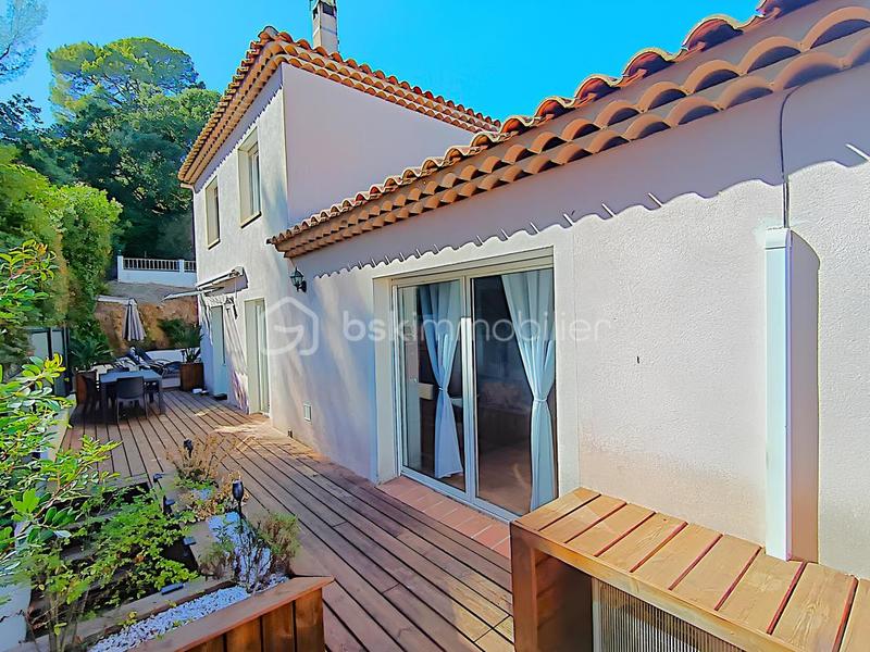 Maison - 112 m² - 5 pièces