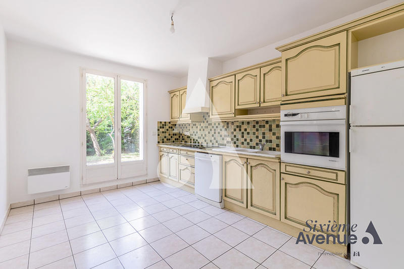 Maison - 140 m² - 7 pièces