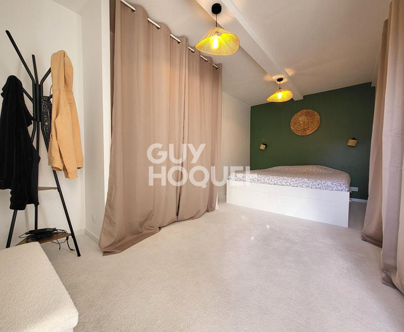 Maison - 180 m² - 6 pièces