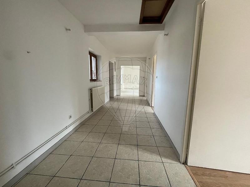 Appartement - 88 m² - 5 pièces