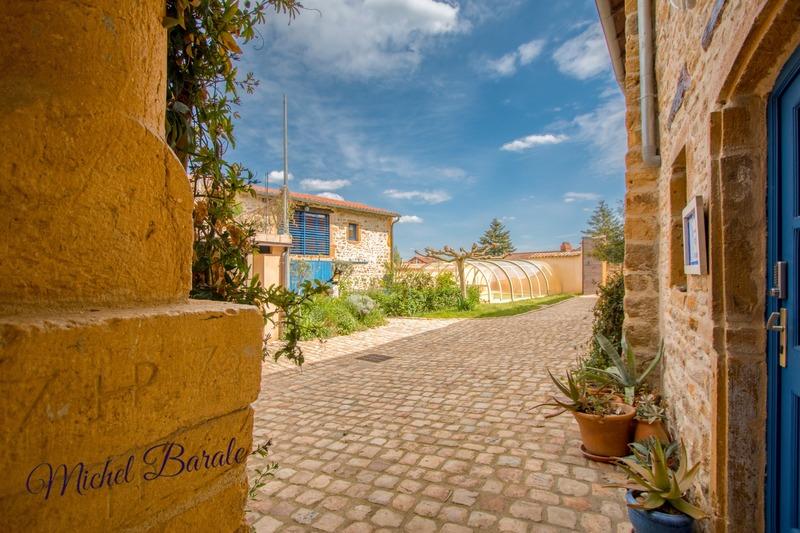 Maison - 208 m² - 8 pièces