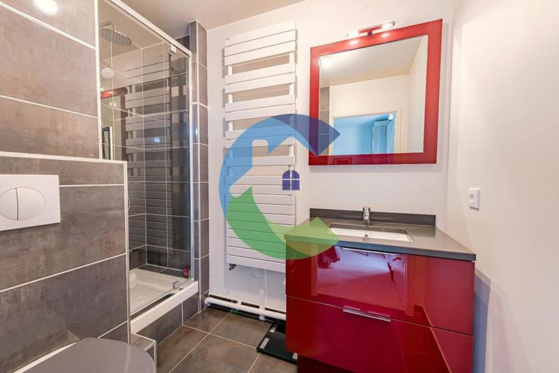 Appartement - 80 m² - 4 pièces