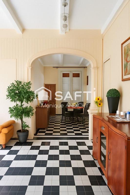 Maison - 158 m² - 9 pièces