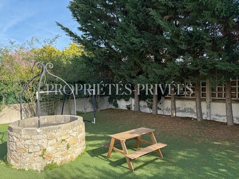 Maison - 309 m² - 6 pièces