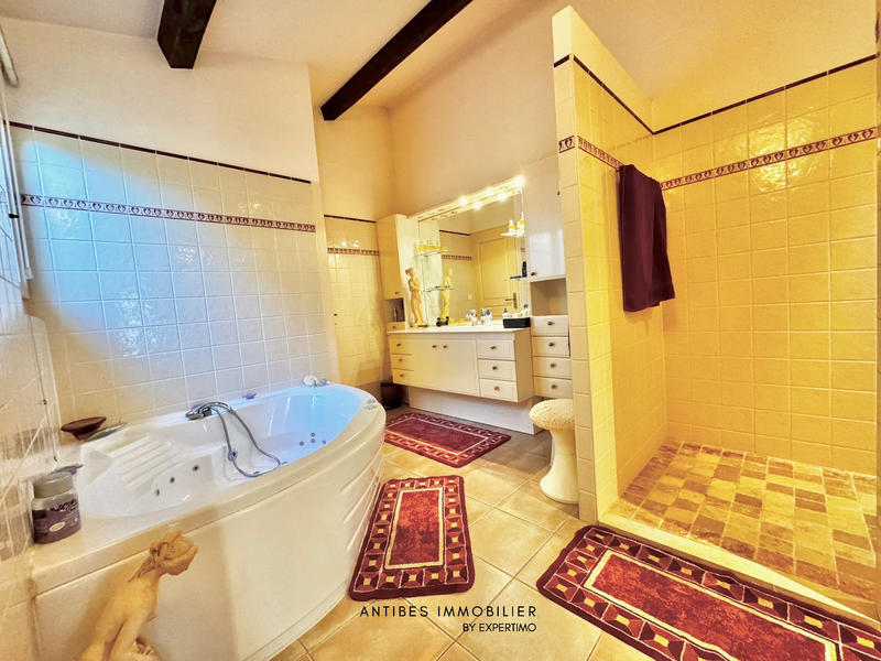 Maison - 125 m² - 4 pièces