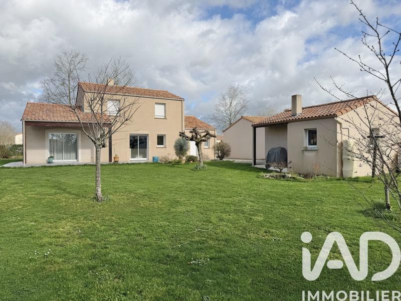 Maison - 135 m² - 6 pièces