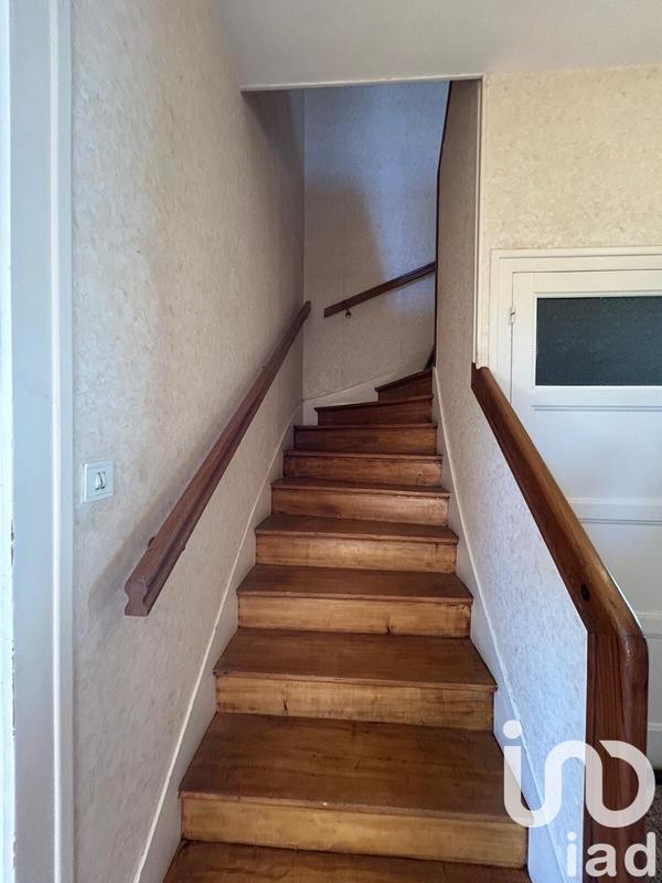 Maison - 90 m² - 5 pièces