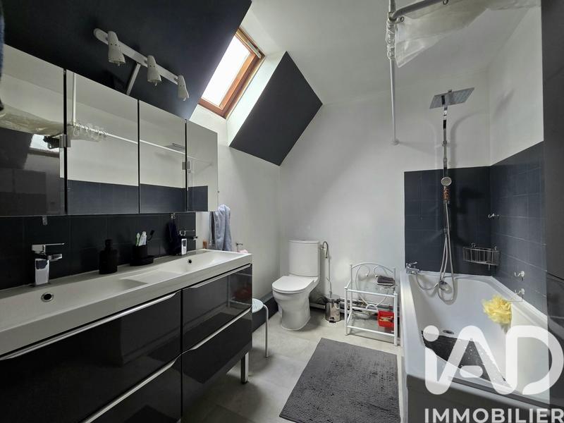 Maison - 113 m² - 6 pièces