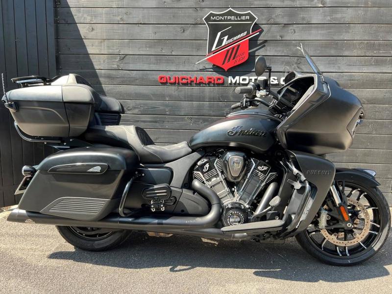 Indian Pursuit Dark Horse