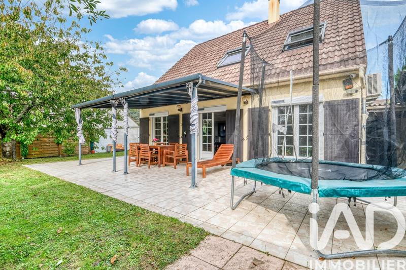 Maison - 120 m² - 6 pièces