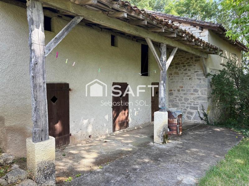 Propriété - 220 m² - 9 pièces