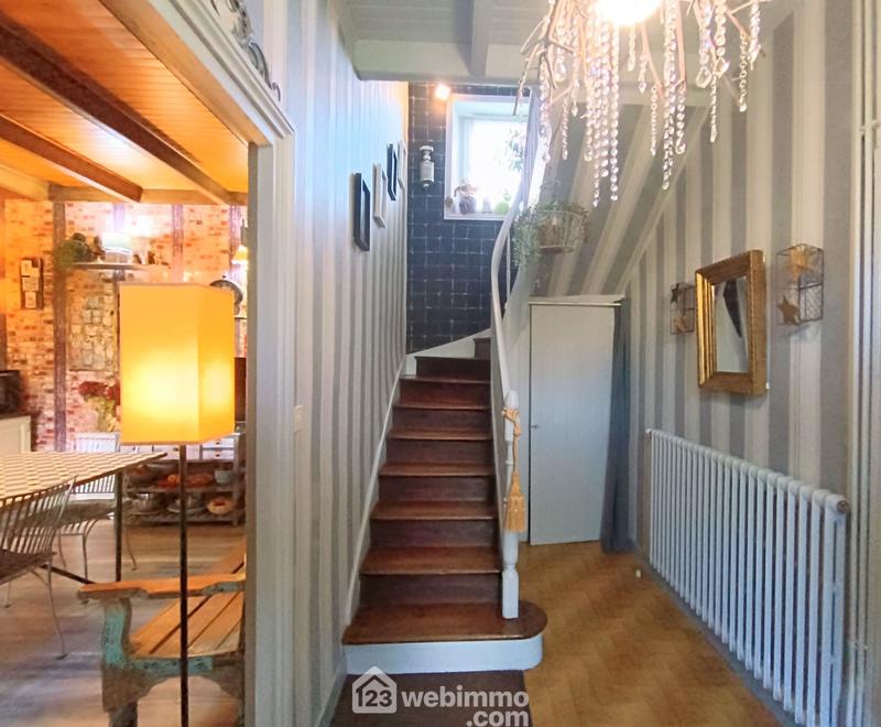 Maison - 115 m² - 8 pièces