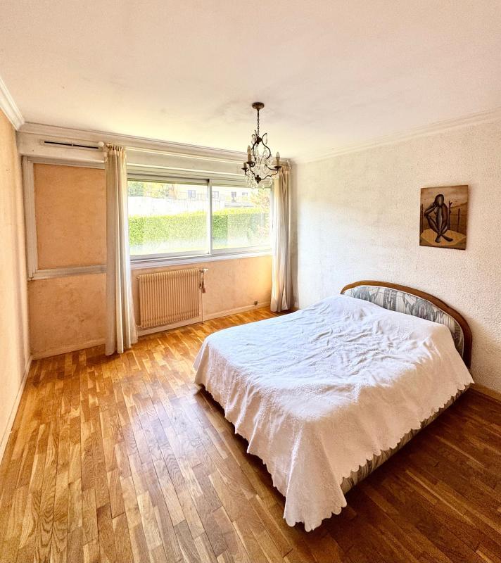 Appartement - 131 m² - 5 pièces