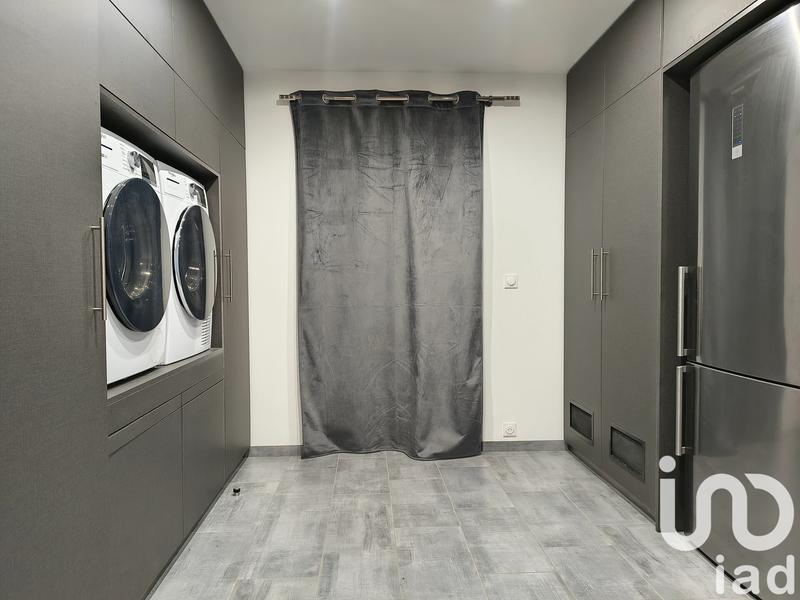 Maison - 188 m² - 7 pièces