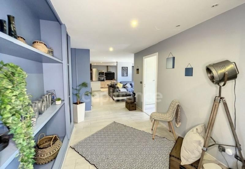 Appartement - 123 m² - 6 pièces