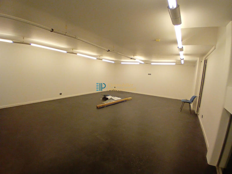Bureau - 470 m²
