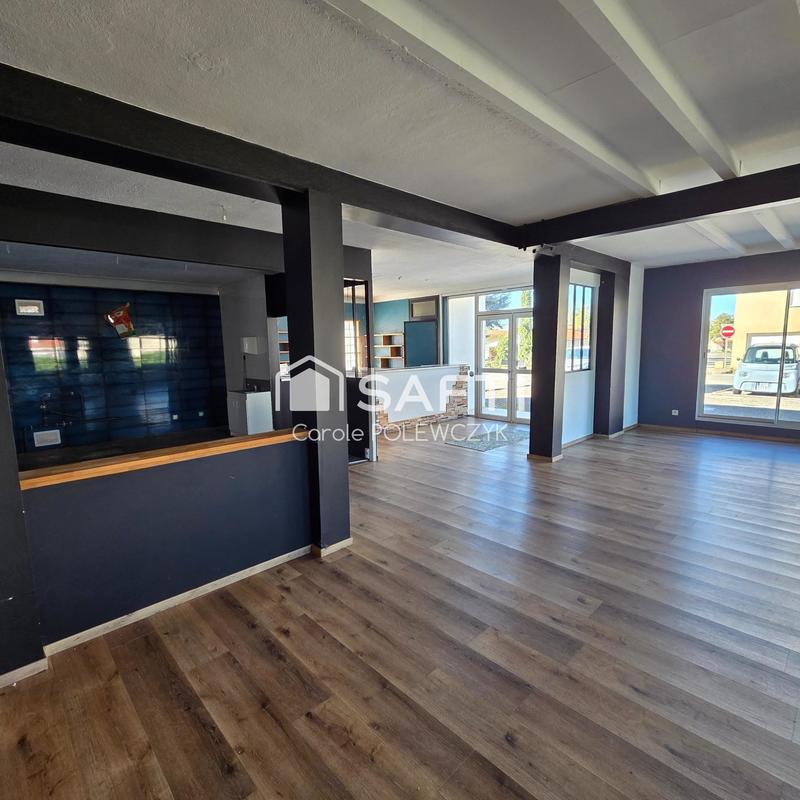 Maison - 430 m² - 6 pièces