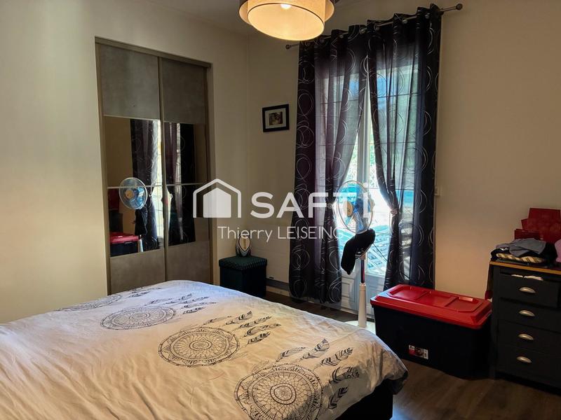 Maison - 220 m² - 7 pièces