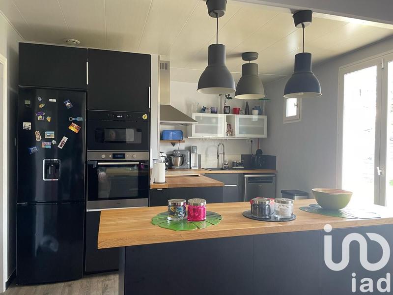 Maison - 93 m² - 5 pièces