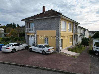 Maison - 161 m² - 6 pièces