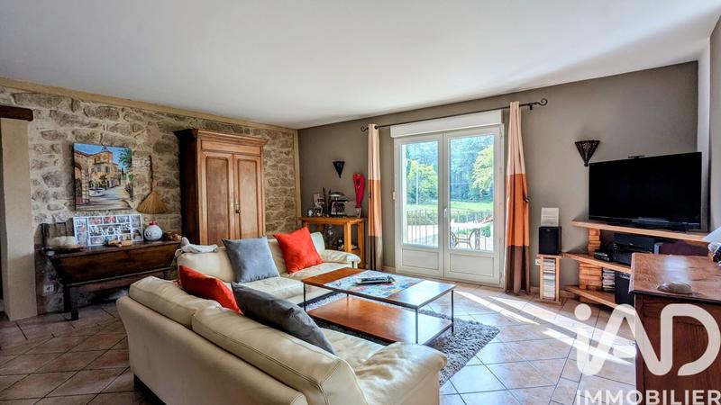 Maison - 191 m² - 5 pièces