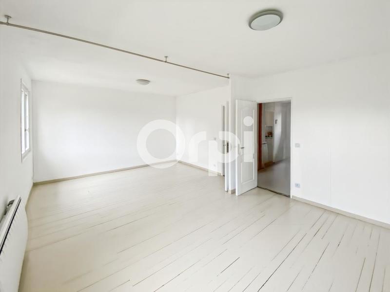 Maison - 176 m² - 8 pièces