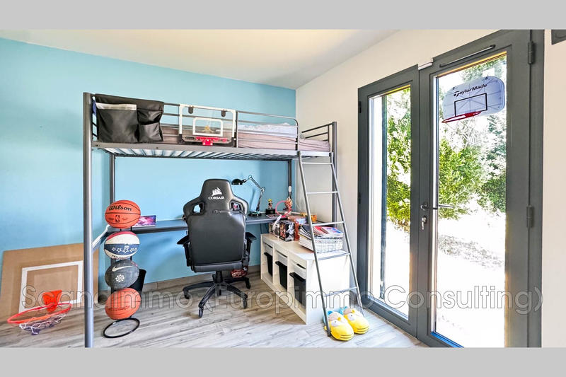 Maison - 103 m² - 4 pièces