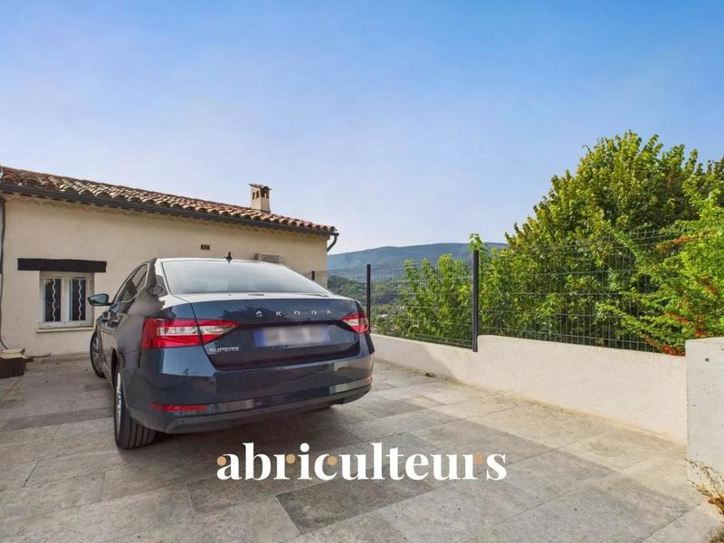 Appartement - 95 m² - 4 pièces