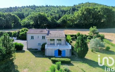 Maison - 110 m² - 4 pièces