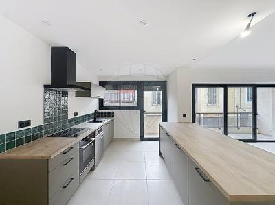 Maison de ville - 141 m² - 5 pièces