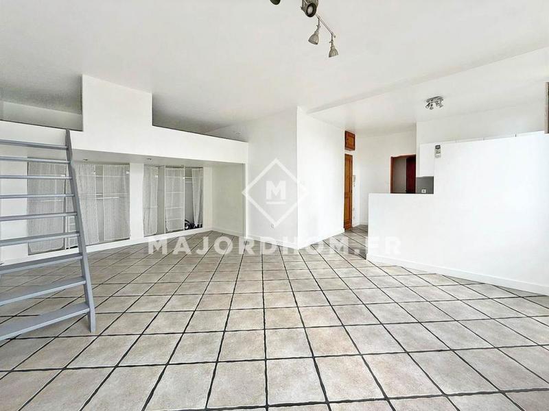 Appartement - 49 m² - 2 pièces