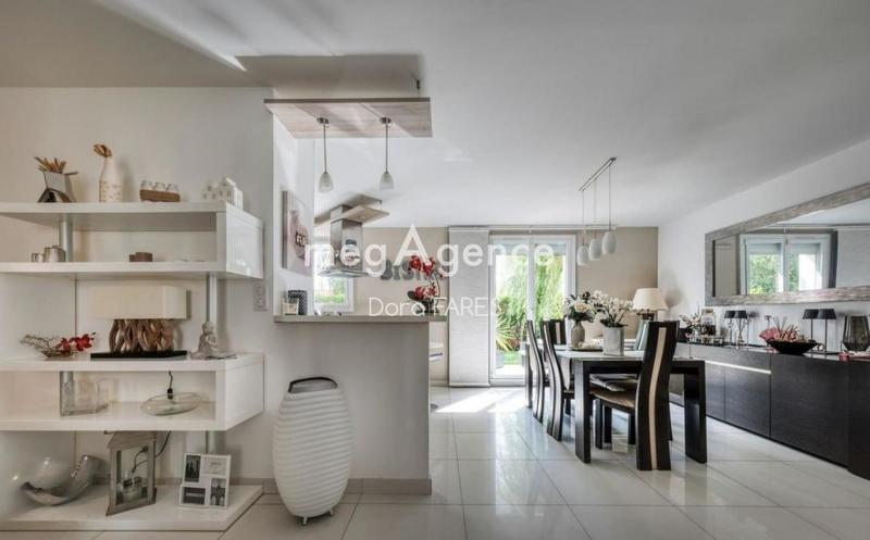 Maison - 130 m² - 6 pièces