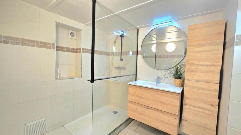 Maison - 188 m² - 7 pièces