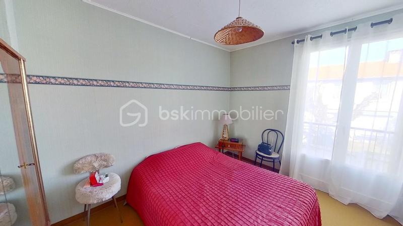 Maison - 99 m² - 5 pièces