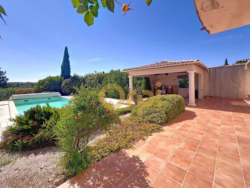 Villa - 192 m² - 6 pièces