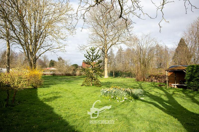 Maison - 186 m² - 8 pièces