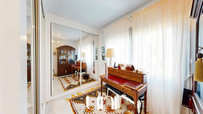 Maison - 141 m² - 6 pièces