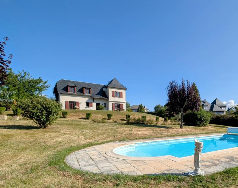 Maison - 127 m² - 4 pièces