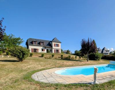Maison - 127 m² - 4 pièces