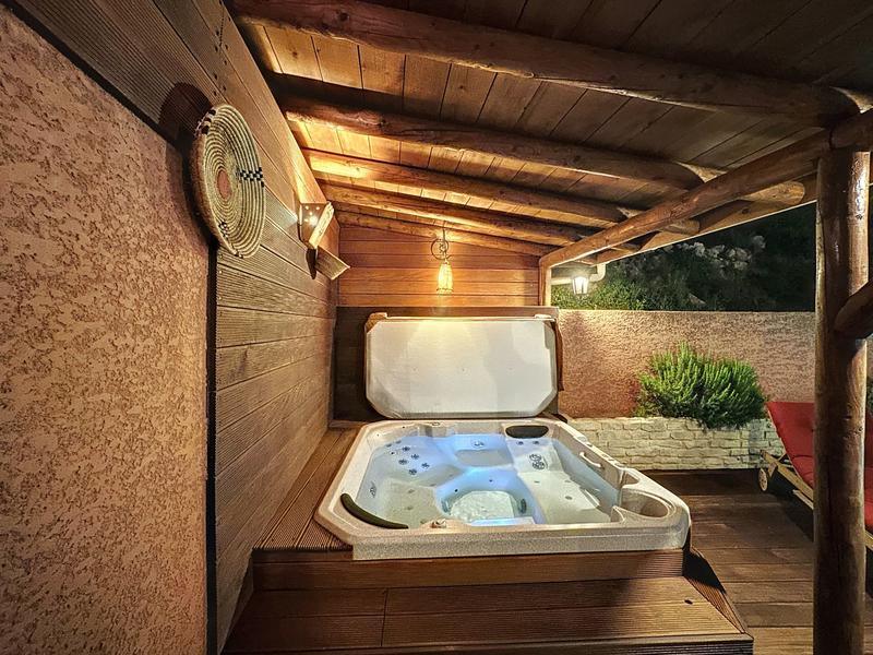 Villa - 190 m² - 8 pièces