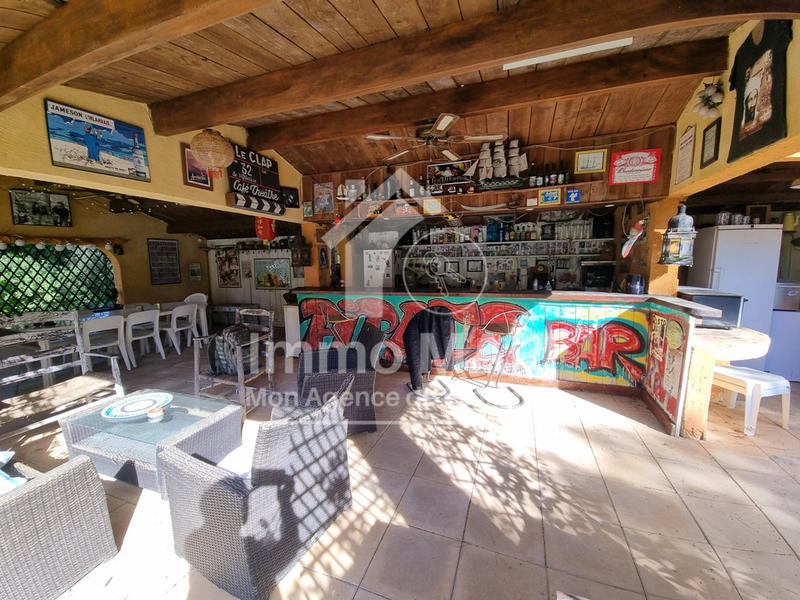 Maison - 478 m² - 14 pièces