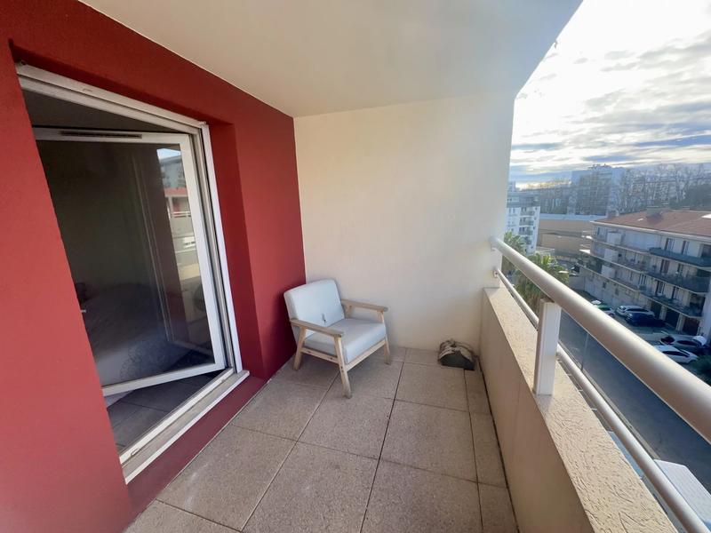 Appartement - 87 m² - 4 pièces