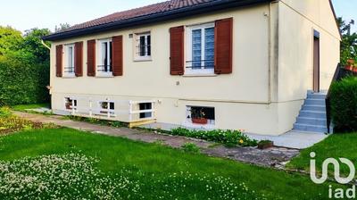 Maison - 82 m² - 4 pièces