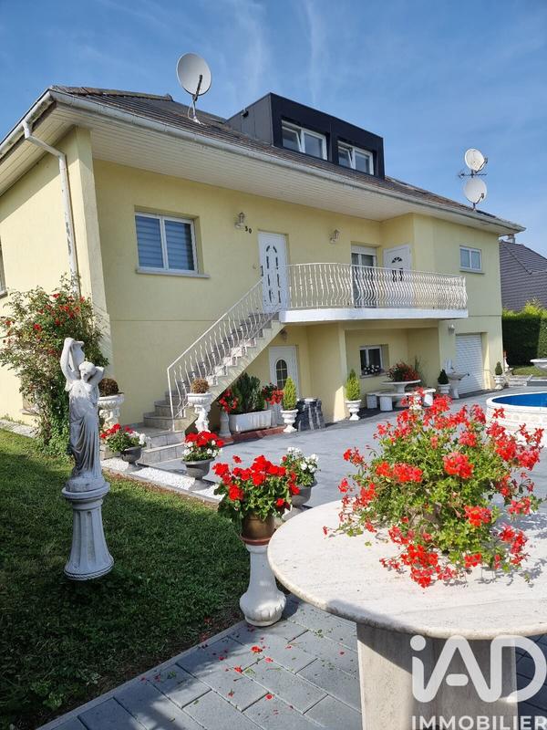 Maison - 320 m² - 10 pièces