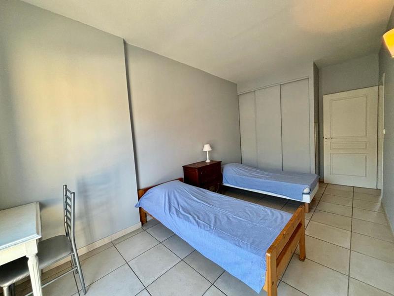 Appartement - 75 m² - 3 pièces