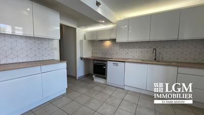 Maison - 89 m² - 4 pièces